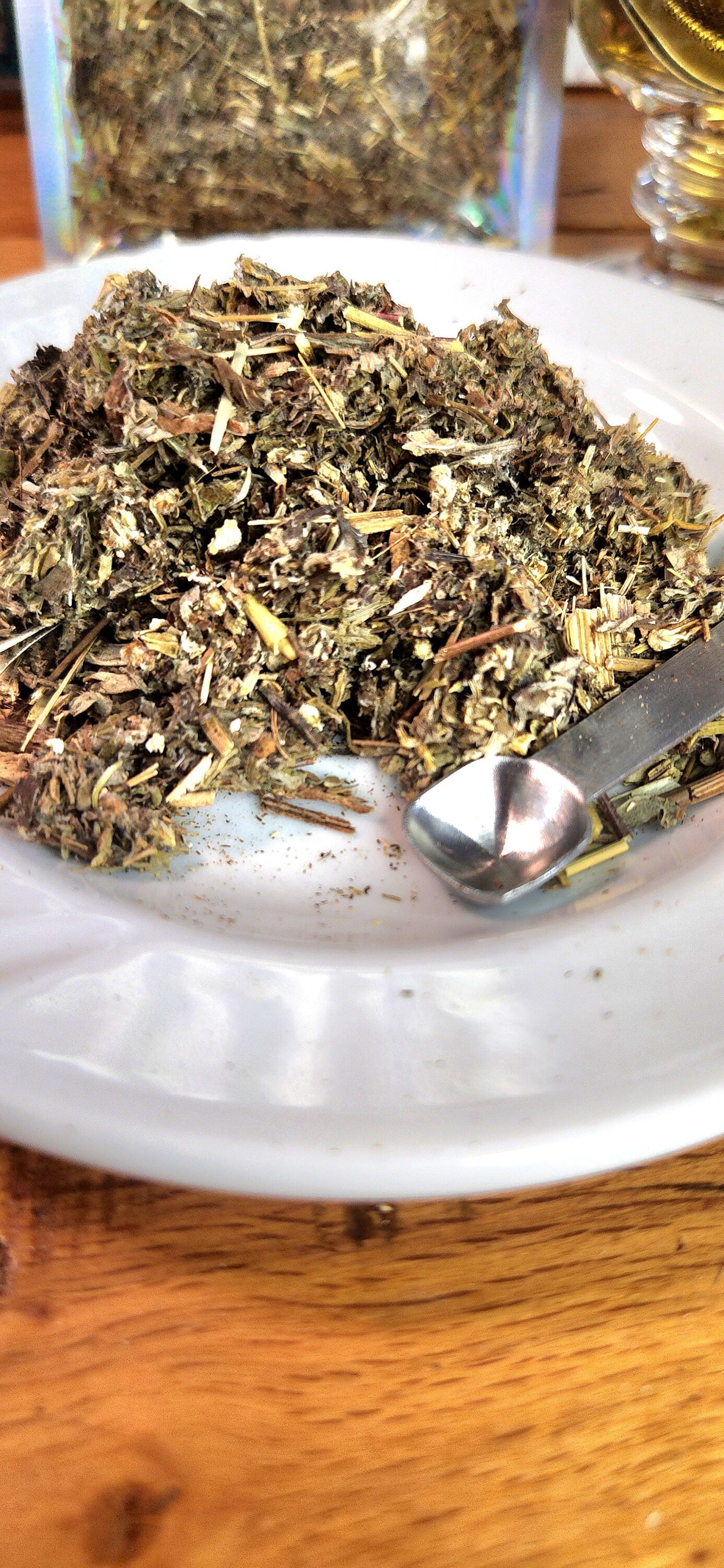 Lucid Dream Tea~ Mugwort~ Herbal Blend~ 1/2 or 1 oz- Artemisia Vulgaris~ Astral Travel, Menstrual regulation, Herbal tea, Organic - Athena's Herbal Alchemy
